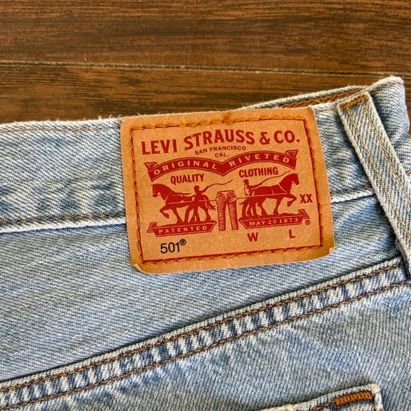 Levi's 501 Light Wash Distressed Denim Cutoff Shorts - Picture 2 of 10